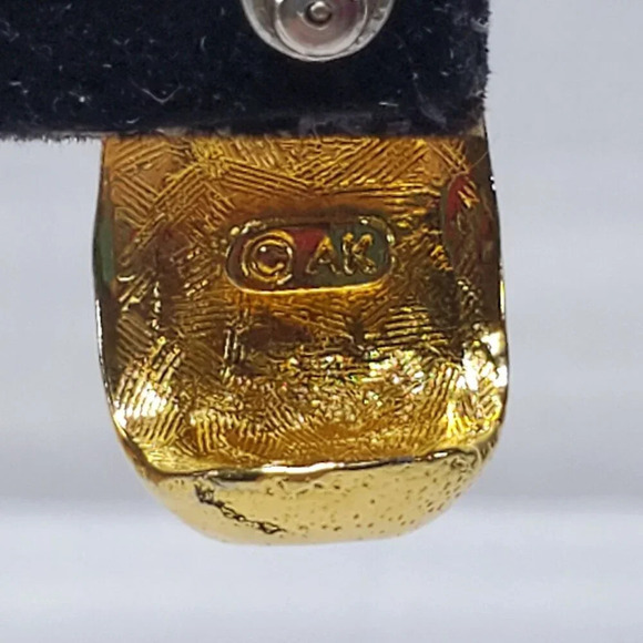 Vintage Anne Kline Gold Tone  & Navy Enamel Prong Earrings singed AK - Picture 7 of 10